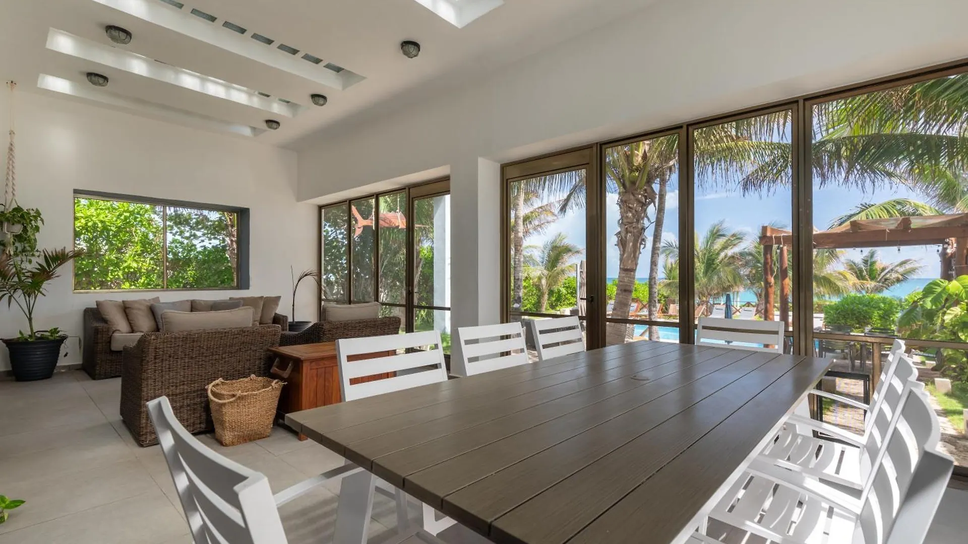 Casa Seven Ocean Front With Private C Hef Included Villa Isla Mujeres