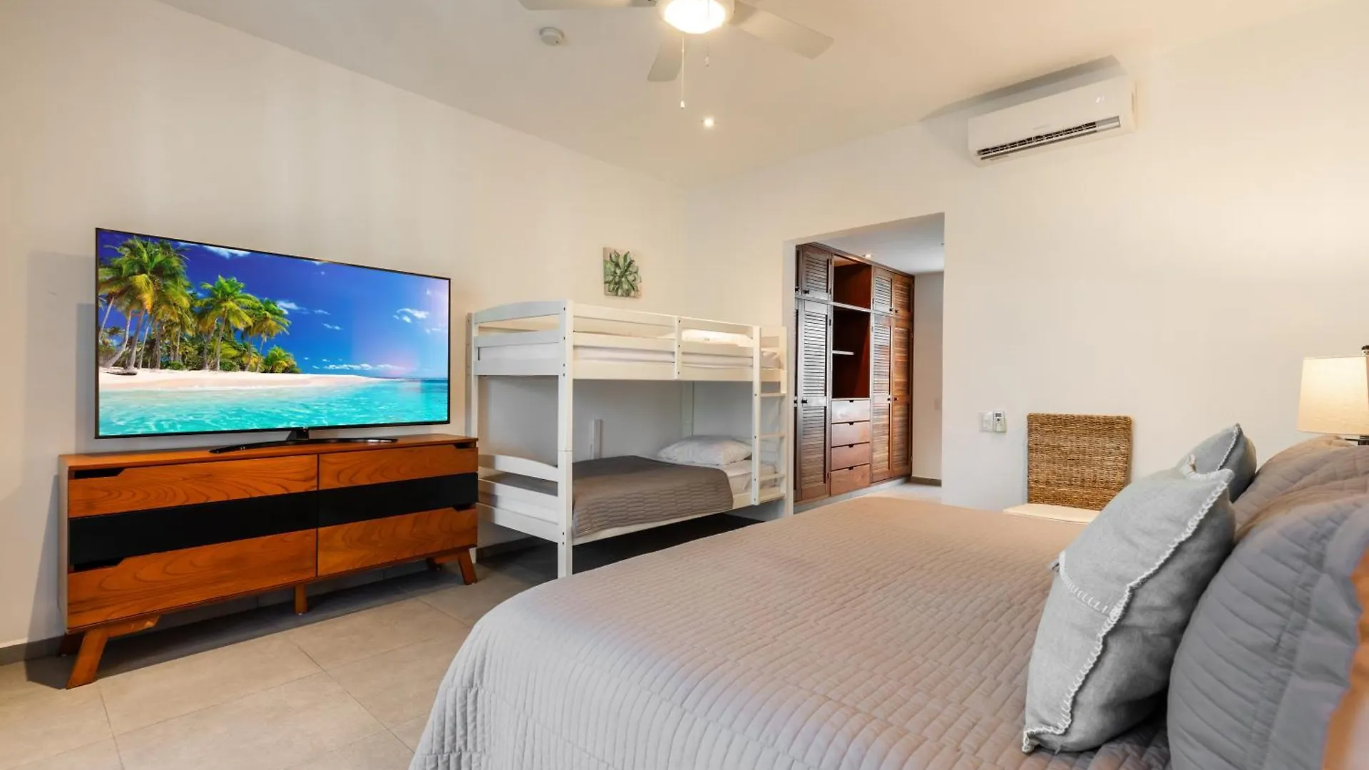 Vila Casa Seven Ocean Front With Private C Hef Included Isla Mujeres